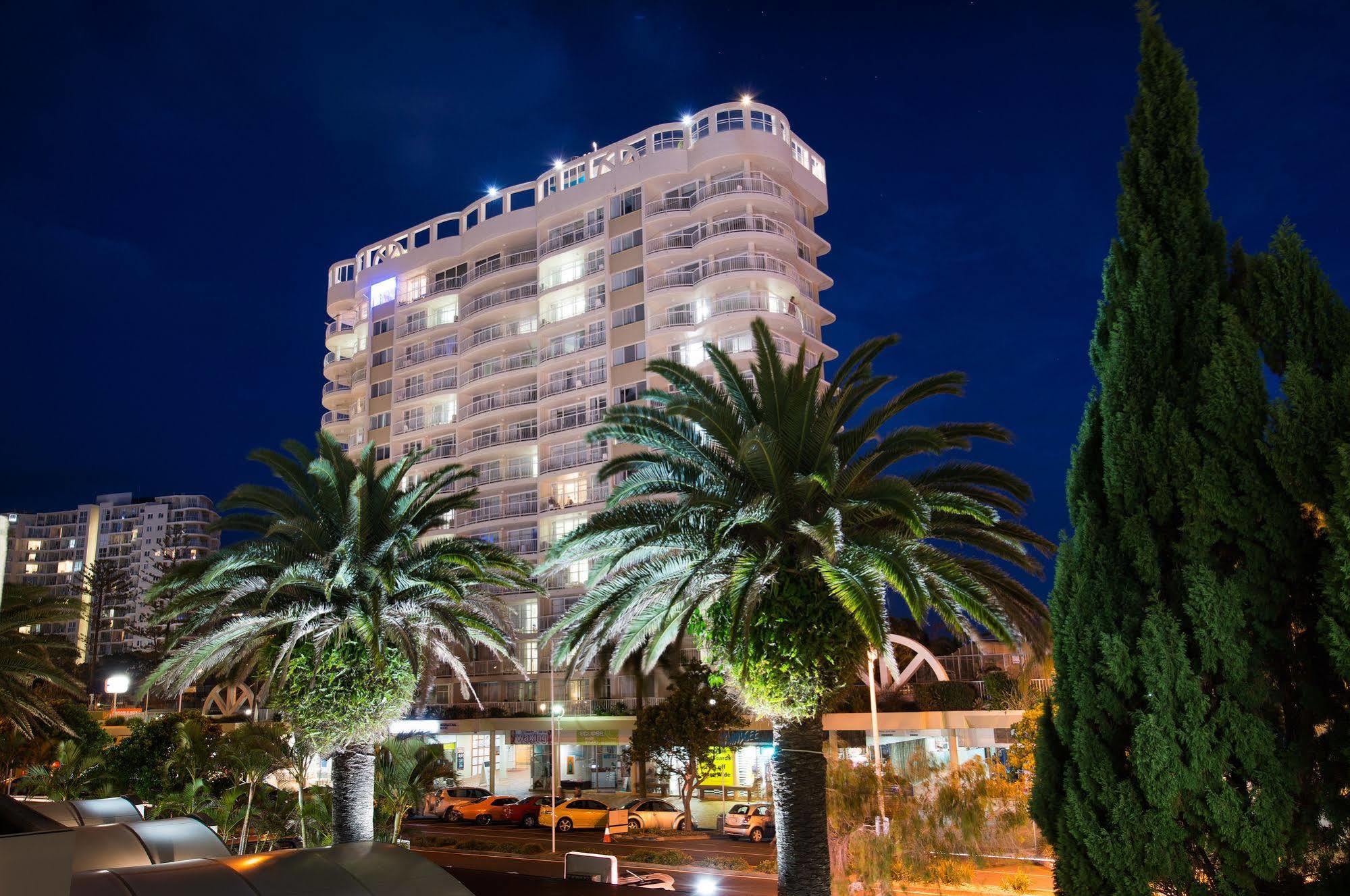 Beachcomber International Resort Coolangatta Exteriör bild